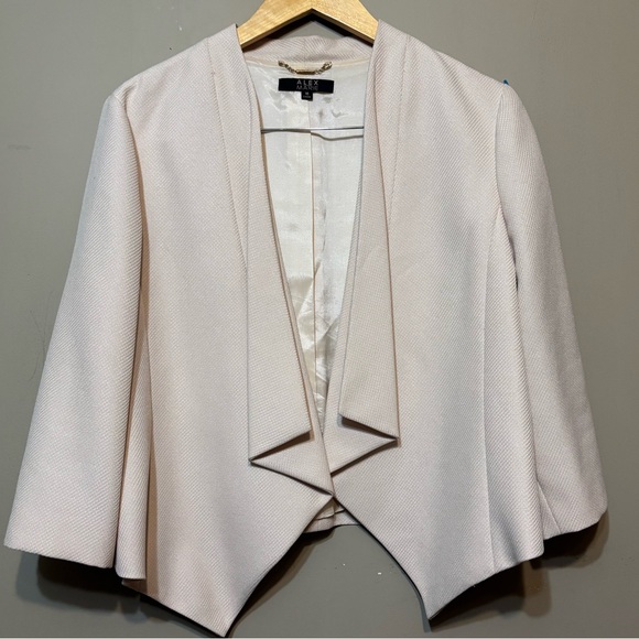 Alex Marie Jackets & Blazers - ALEX MARIE Open Front Cropped Blazer
